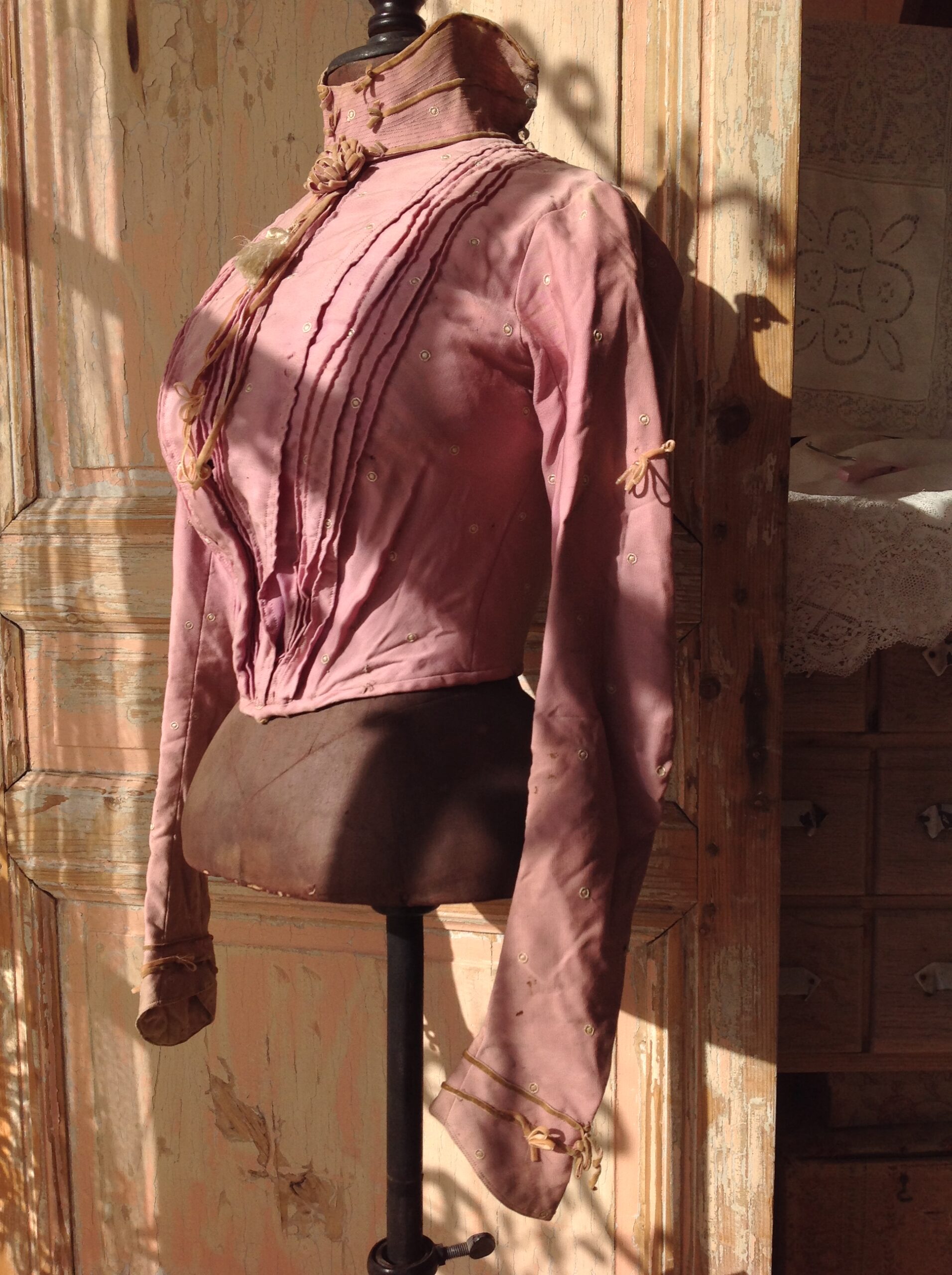 Beautiful Pink Antique Bodice, Very Old - Image 4