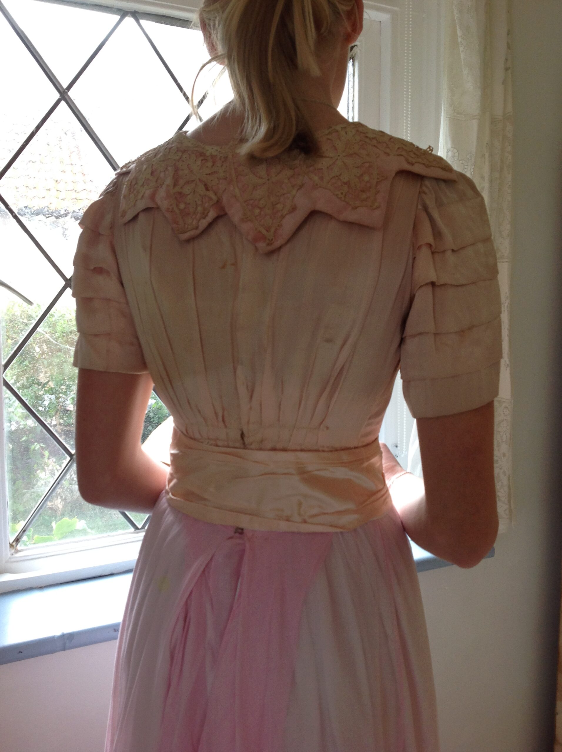 1870s Silk and Lace Bodice Blouse - Image 5