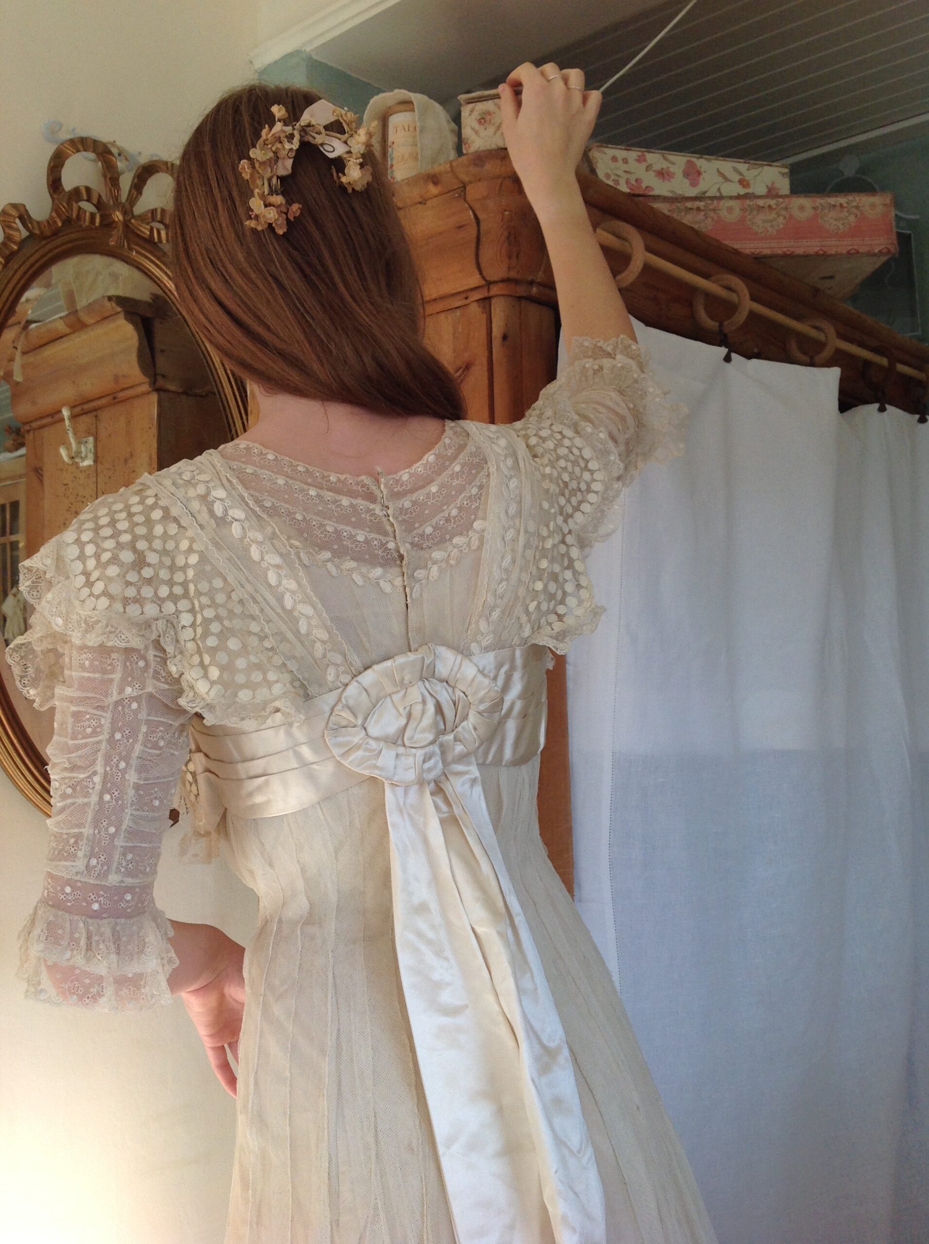 Amazing Silk and Tulle Lace Edwardian Wedding Gown - Image 5
