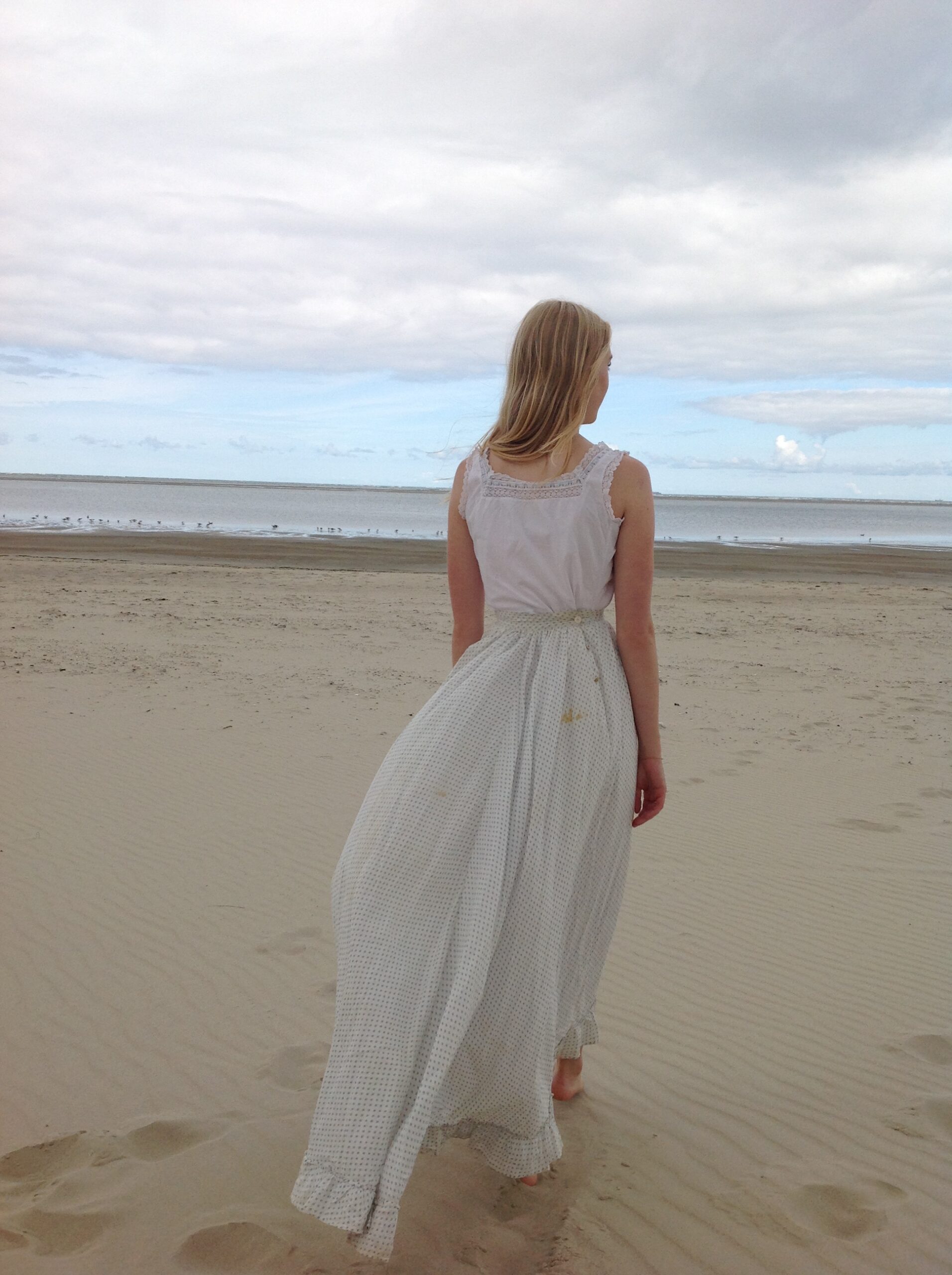 1910s Linen Blue Calico Print Antique Skirt - Image 7