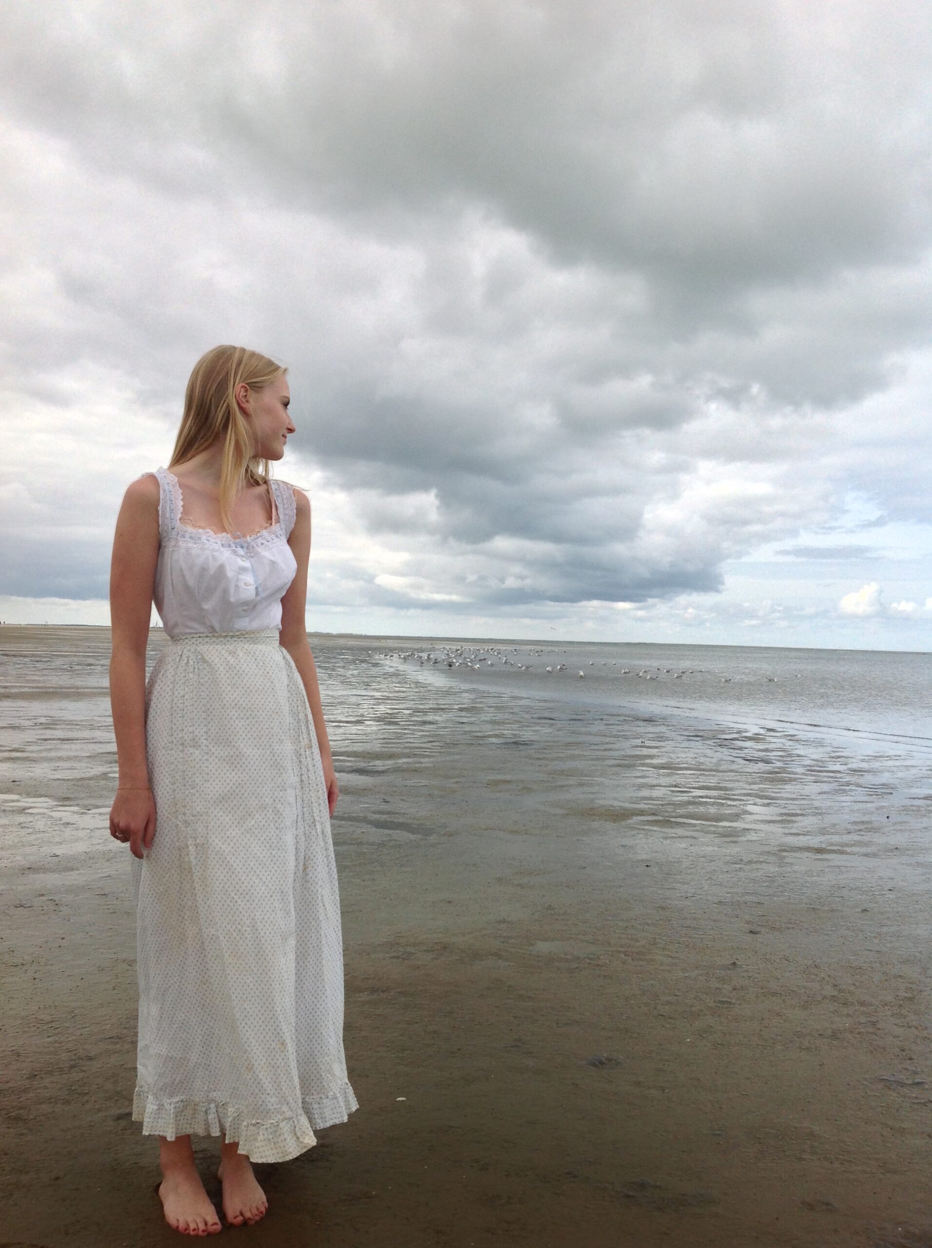 1910s Linen Blue Calico Print Antique Skirt