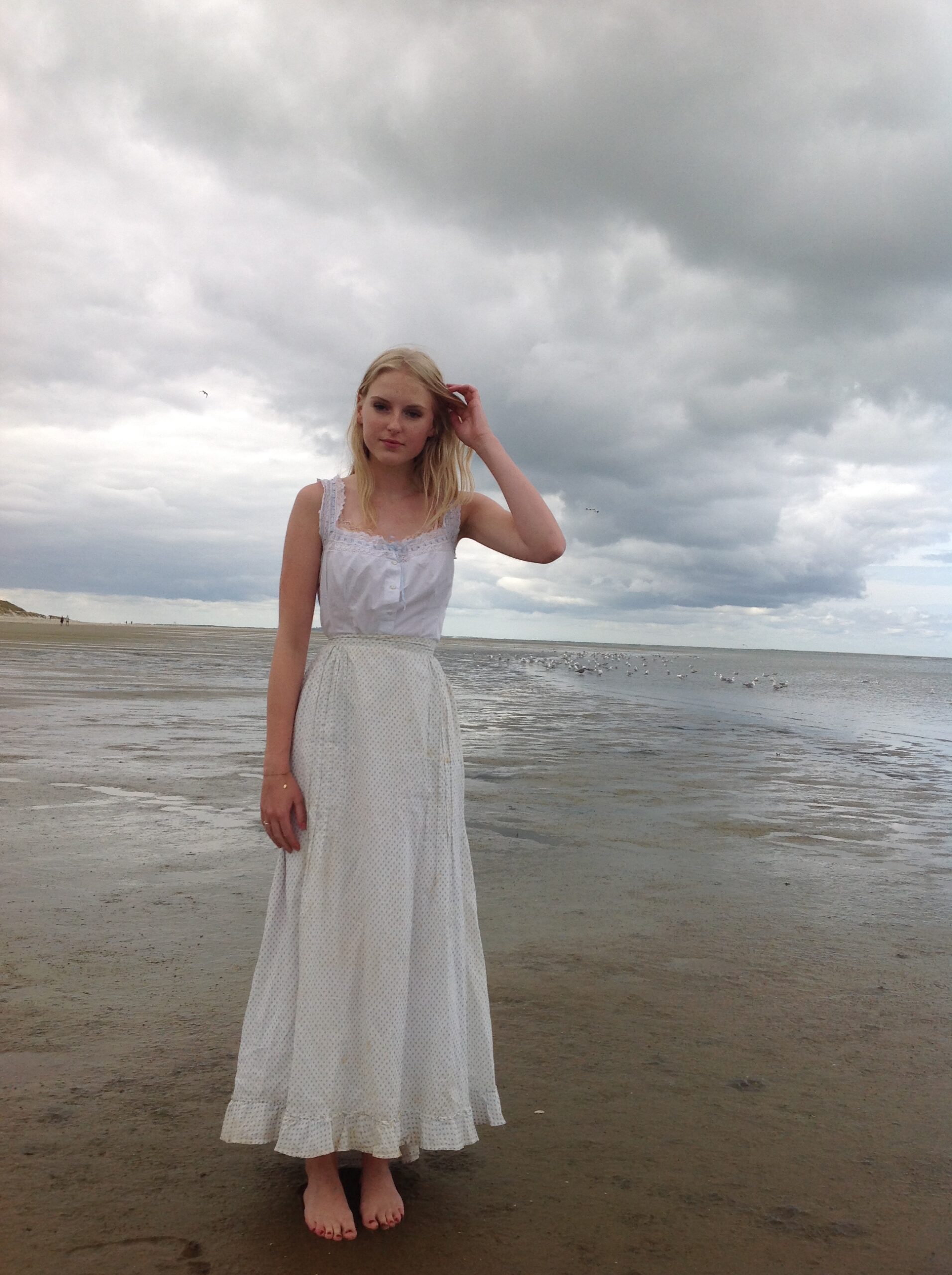 1910s Linen Blue Calico Print Antique Skirt - Image 4