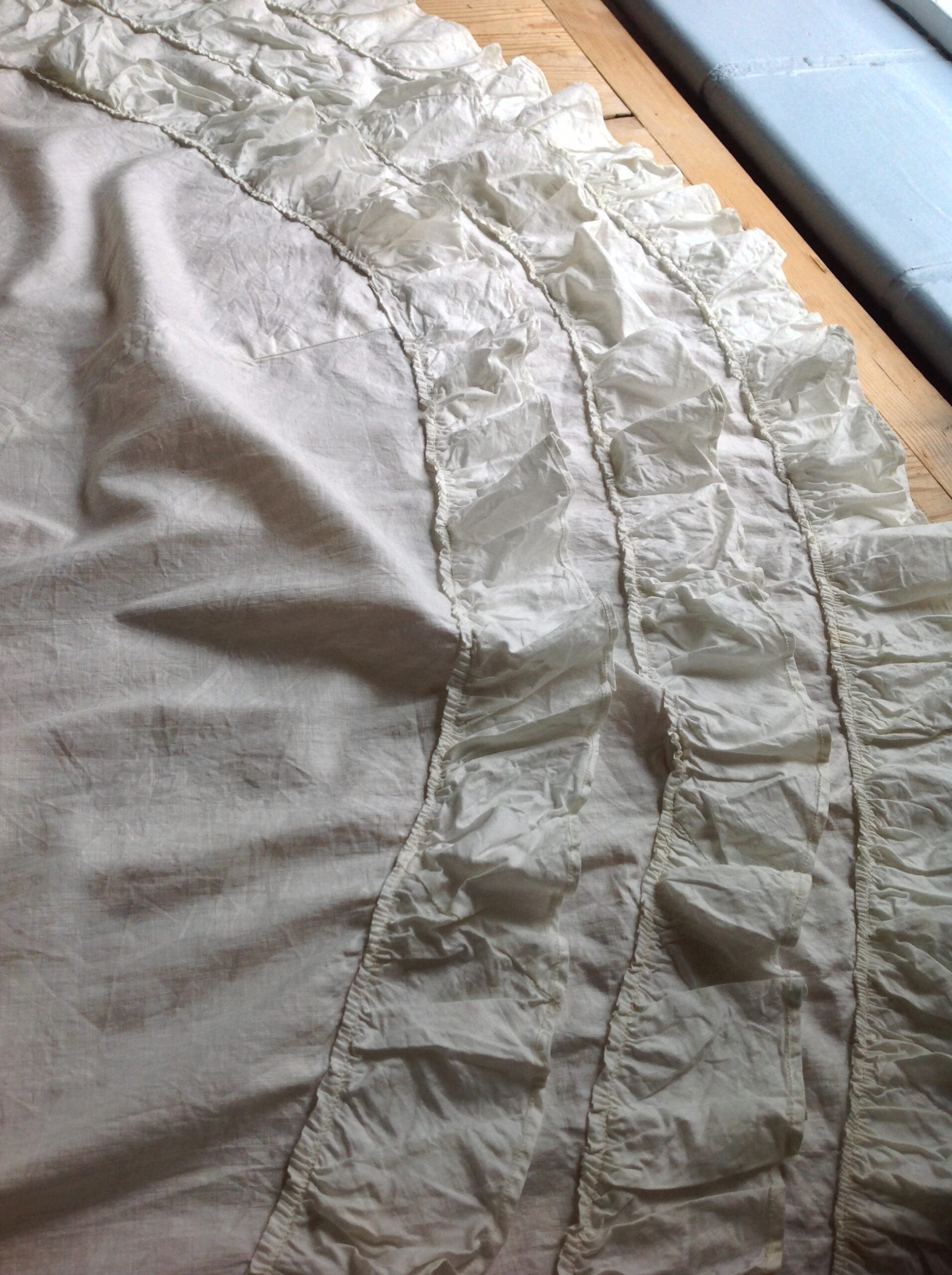 Cream White Bustle Skirt from the 1880s - Image 8